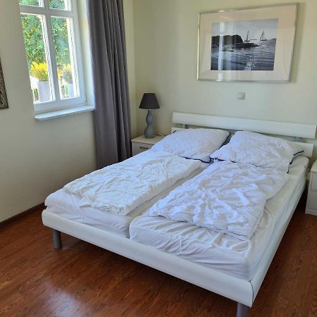 Ferienwohnung Doris ツィノヴィッツ エクステリア 写真