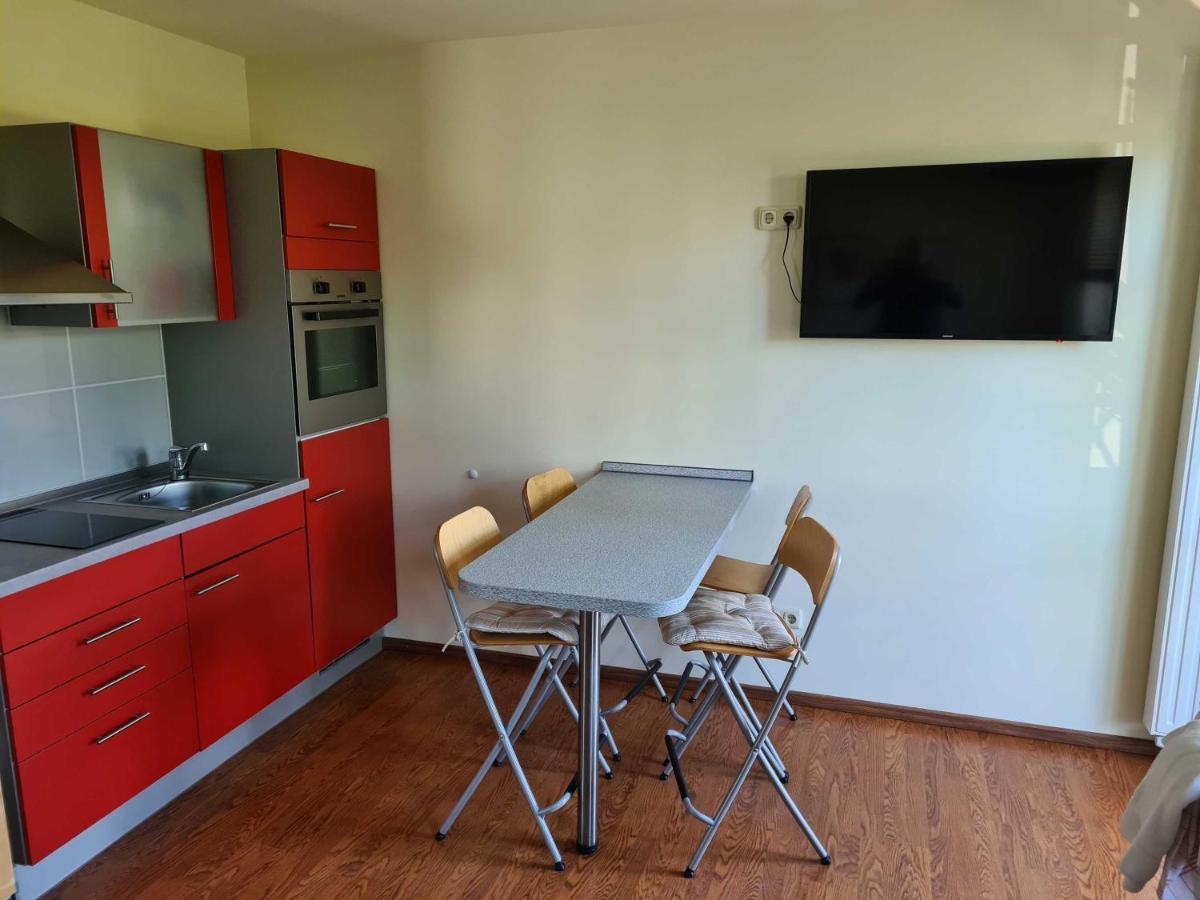 Ferienwohnung Doris ツィノヴィッツ エクステリア 写真