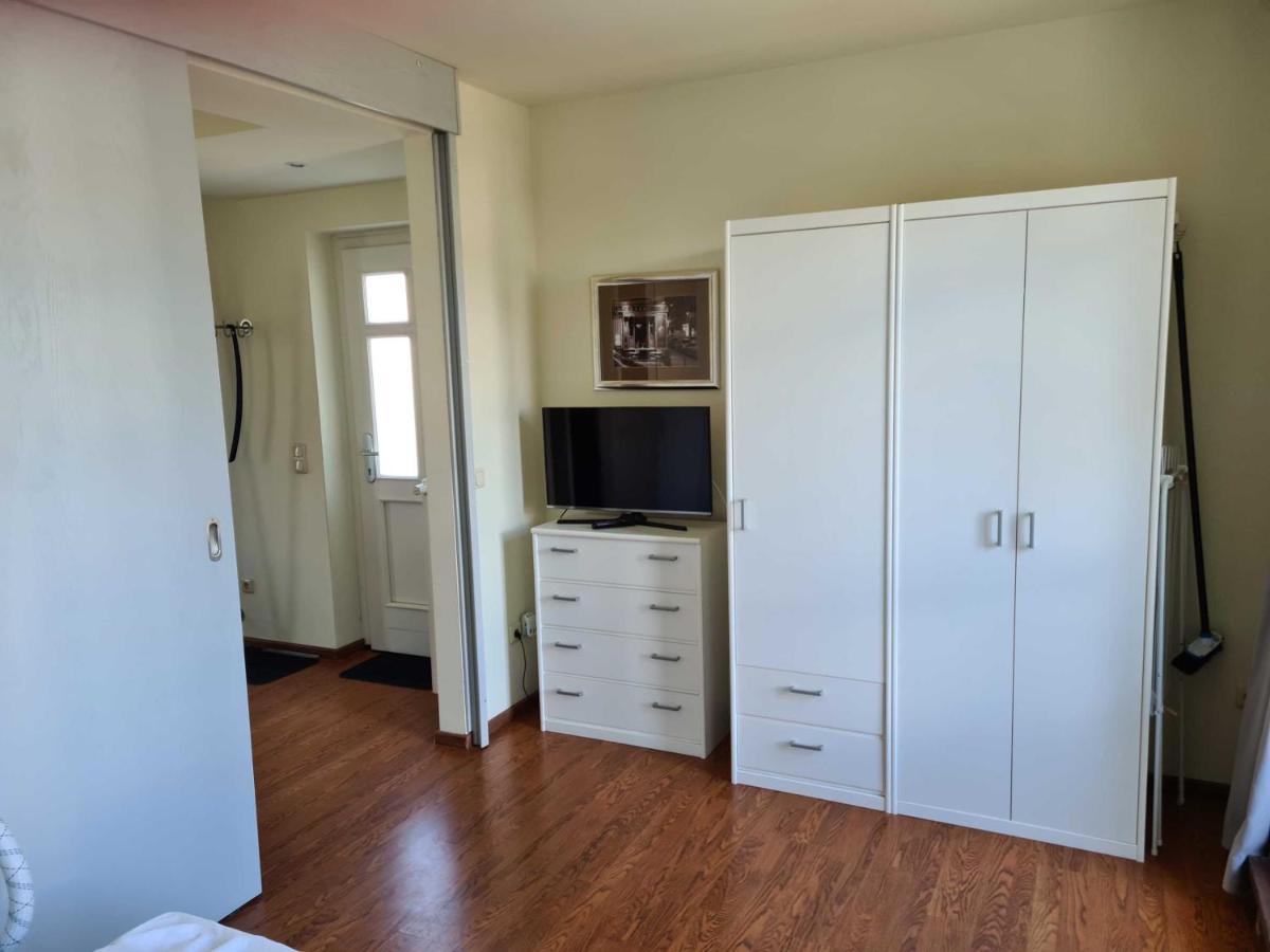 Ferienwohnung Doris ツィノヴィッツ エクステリア 写真
